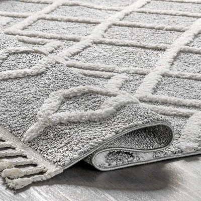NuLOOM Wylde High Low Soft Shaggy Diamond Moroccan Tassel Area Rug - Image 3