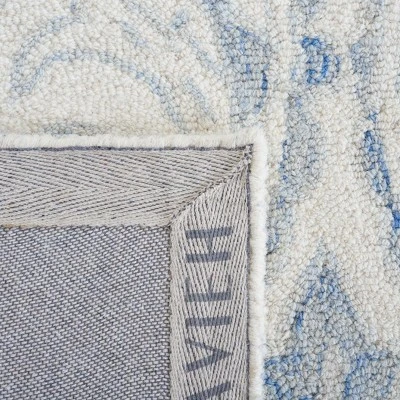 Micro-Loop MLP532 Hand Tufted Area Rug - Safavieh - Image 5