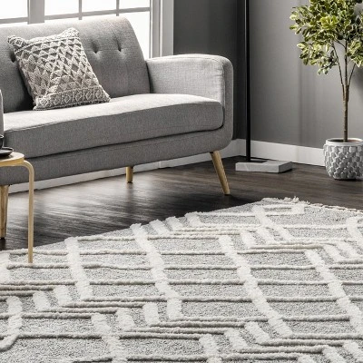 NuLOOM Wylde High Low Soft Shaggy Diamond Moroccan Tassel Area Rug - Image 8