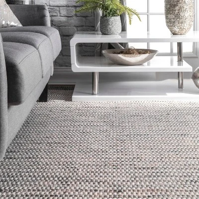 NuLOOM Handmade Jenson Tassel Area Rug - Image 3